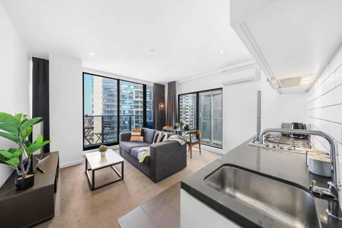 A Stylish 2BR Apt With City Views In Southbank - Accommodation Fremantle 1