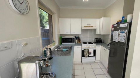A Travellers Delight On Kikarra Wifi - Accommodation Fremantle 2