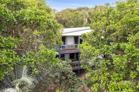 A Turtle House By Discover Stradbroke - Accommodation Fremantle 2