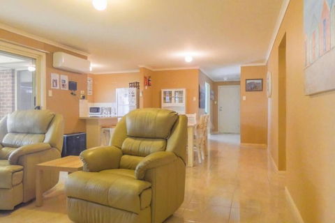 About That Time - Accommodation Fremantle 4