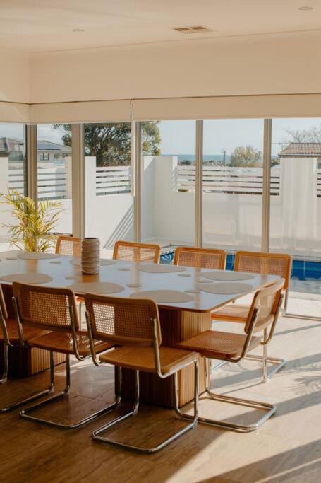 Above The Clouds By St Nicholas - Accommodation Fremantle 4