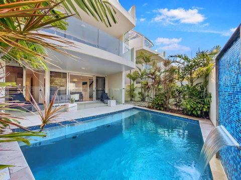 Absolute Beachfront Beach House With Amazing Views - Accommodation Fremantle 0