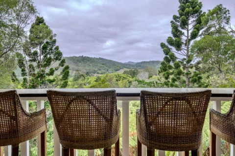 Acreage Near Currumbin Beach - Accommodation Fremantle 0