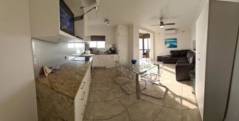 Acushla Accommodation Esplanade Living Self Check-In Self Check-Out - Accommodation Fremantle 2
