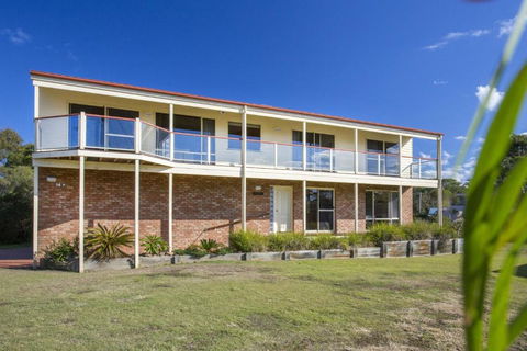 Aidan - Accommodation Fremantle 1
