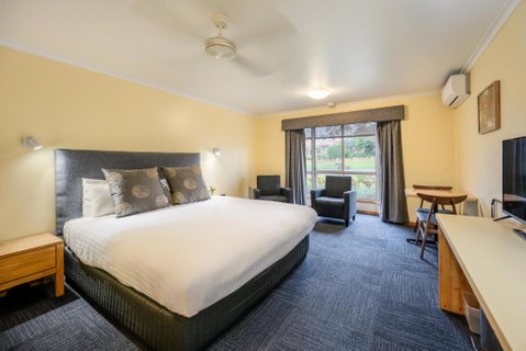 AAt 28 Goldsmith Motel - Accommodation Fremantle 1