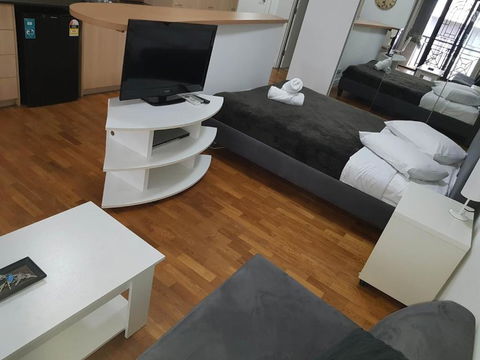 Accommodation Sydney Potts Point Pet Friendly Studio Apartment With Balcony - Accommodation Fremantle 3