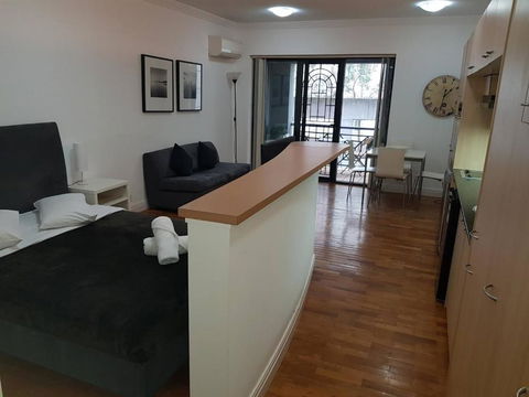 Accommodation Sydney Potts Point Pet Friendly Studio Apartment With Balcony - Accommodation Fremantle 0