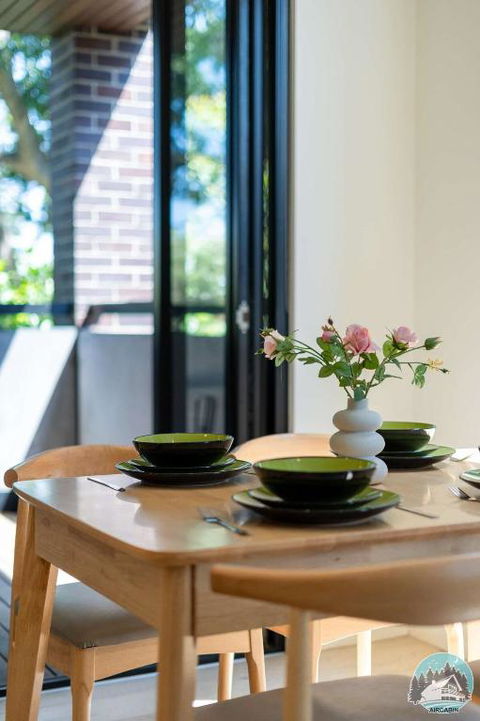 Aircabin - Five Dock - Stylish 2-Bed Apt Near Bay - Accommodation Fremantle 4
