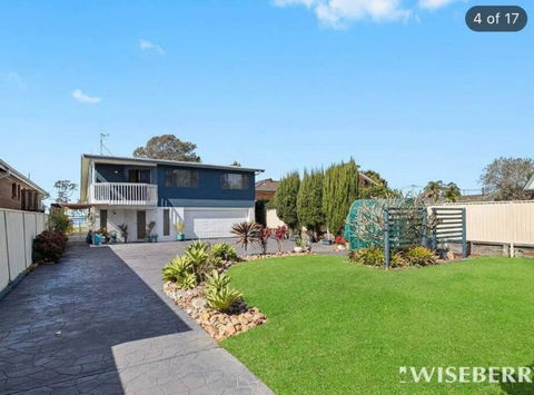 Aircabin - Tuggerawong - Lake Front - 3 Beds House - Accommodation Fremantle 1