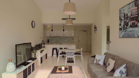 Aircon, Nespresso, Wine - Accommodation Fremantle 3