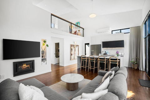 Aireys Inlet Getaway - Accommodation Fremantle 0