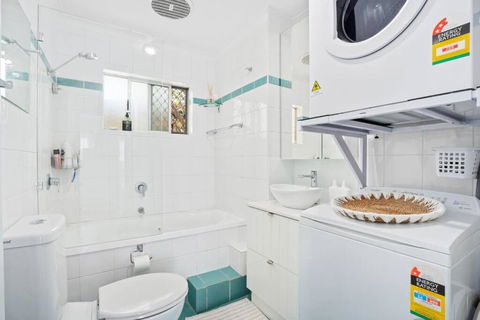 Alfred Street - Hosted By Burleigh Letting - Accommodation Fremantle 4