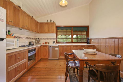 Allen Street - Accommodation Fremantle 0
