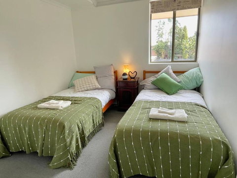 Aloha Adelaide - Accommodation Fremantle 2