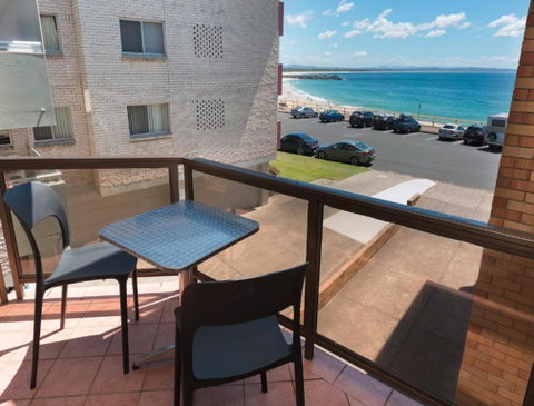 Aloha Beachside - Accommodation Fremantle 1