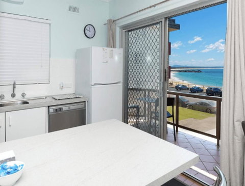 Aloha Beachside - Accommodation Fremantle 0