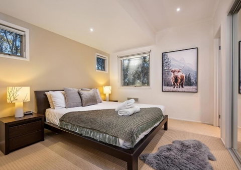 Alpenglow - Accommodation Fremantle 4