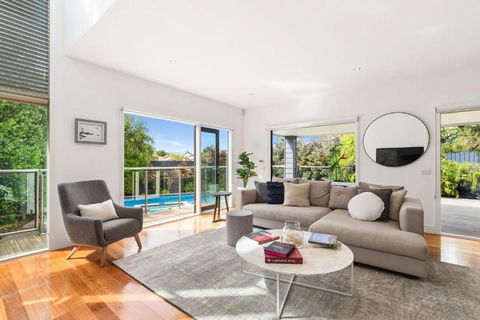 Amalfi Dream - Pool, Spa, Walk To Beach And Shops - Accommodation Fremantle 4