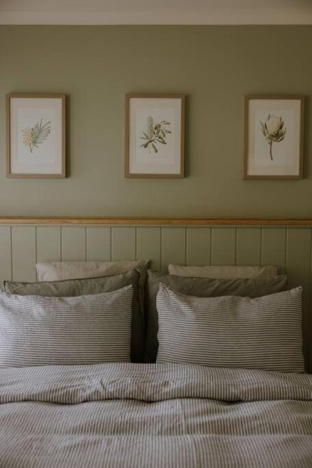 Amarela Haus - Calming Retreat Within Oceans Reach - Accommodation Fremantle 0