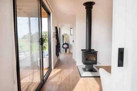 Amaroo - Accommodation Fremantle 3