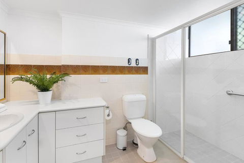 Amazing Beach View And Perfect Location Kirra - Accommodation Fremantle 4
