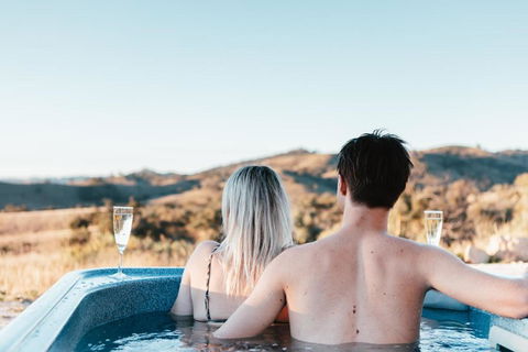Amethyst - 1 Bed With Hot Tub - Kundalini Lodge - Accommodation Fremantle 0