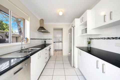 Annvilla - Two Bedroom Townhouse In Huskisson - Accommodation Fremantle 3