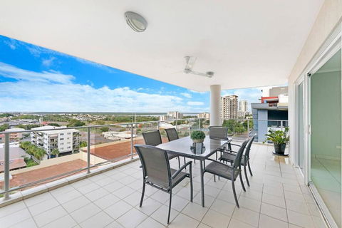 Alta Vista - City View Oasis In The Heart Of Darwin - Accommodation Fremantle 2