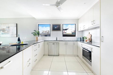 Alta Vista - City View Oasis In The Heart Of Darwin - Accommodation Fremantle 4