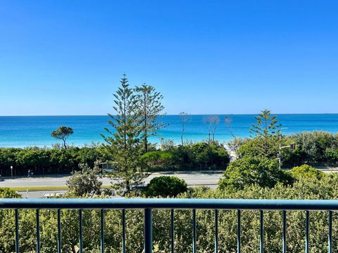 Alex Beachfront Apartment - Accommodation Fremantle 1