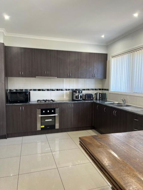 Alexina St Albans - Accommodation Fremantle 4