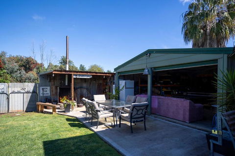 Apartment Bali Style With Pool And Fire Pits - Accommodation Fremantle 3