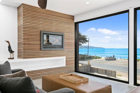 Apollo Bay Beach House - Accommodation Fremantle 0