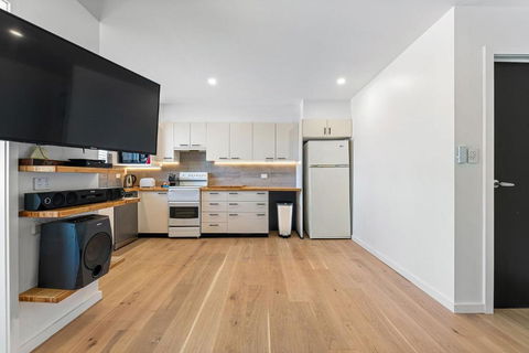 Apollo Unit 4 - Ground Floor - Block A - Accommodation Fremantle 3