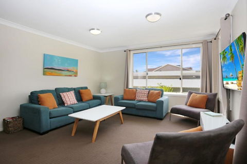Aquarius Apartment 4 - Accommodation Fremantle 3