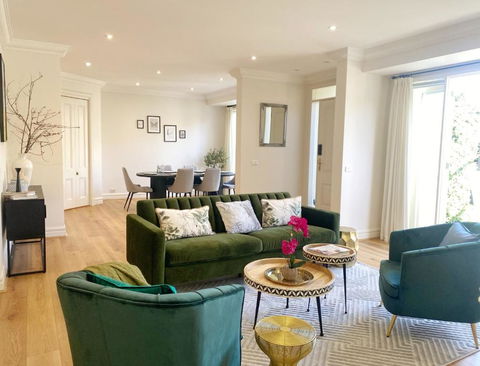 Art Deco In Toorak - Accommodation Fremantle 4