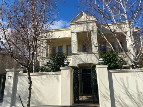 Art Deco In Toorak - Accommodation Fremantle 0