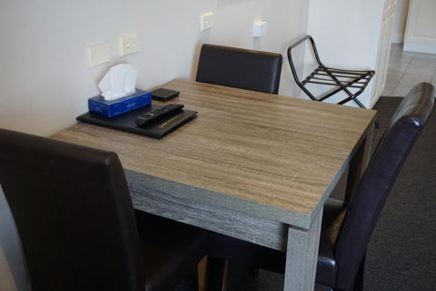 Ashmont Motel And Apartments - Accommodation Fremantle 2