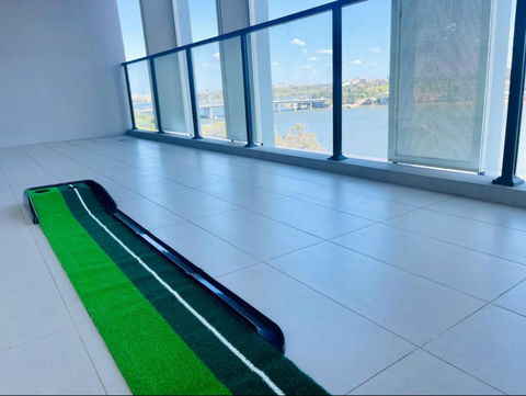 Astonishing Waterview Condo With Pool, Parking - Accommodation Fremantle 4
