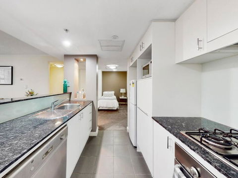 ATCH9 - St Leonards Atchison St - Accommodation Fremantle 2