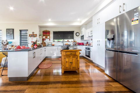 Austinmer - Cannonvale - Accommodation Fremantle 0
