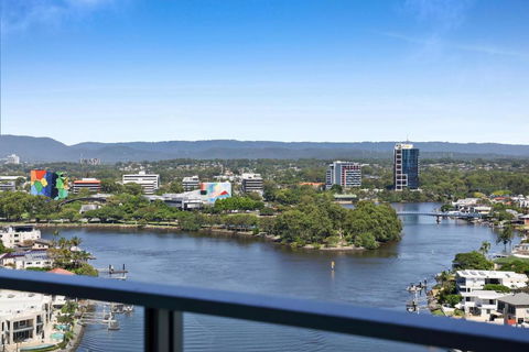 Avalon Apartments - QStay - Accommodation Fremantle 1