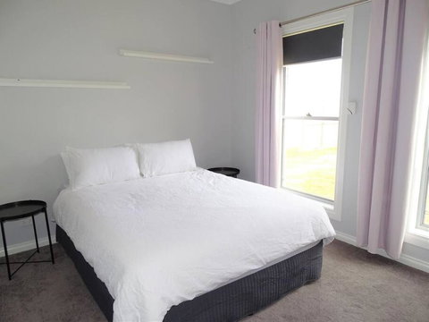 Avella House - Accommodation Fremantle 3