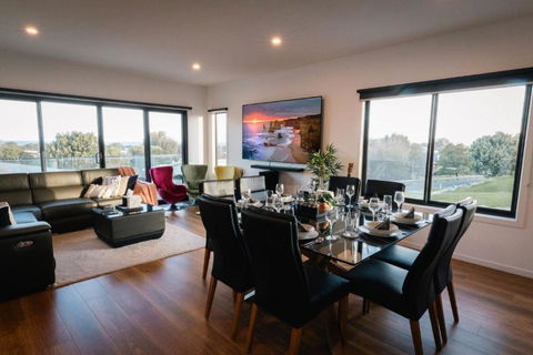 Ayubo - Accommodation Fremantle 3