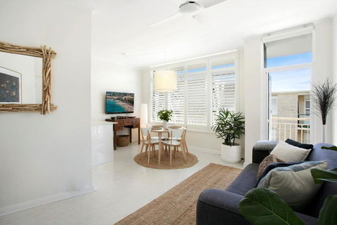 Avalon Beachside Apartment - Accommodation Fremantle 2