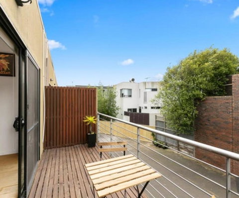 Ascot Vale - Lovely 2 Bedroom Townhouse Close To Everything! - Accommodation Fremantle 4