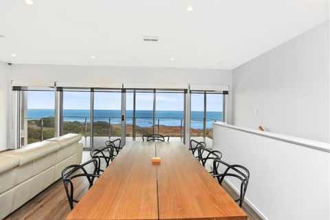 Avaya Sellicks Beachfront Getaway- Wifi - Accommodation Fremantle 0
