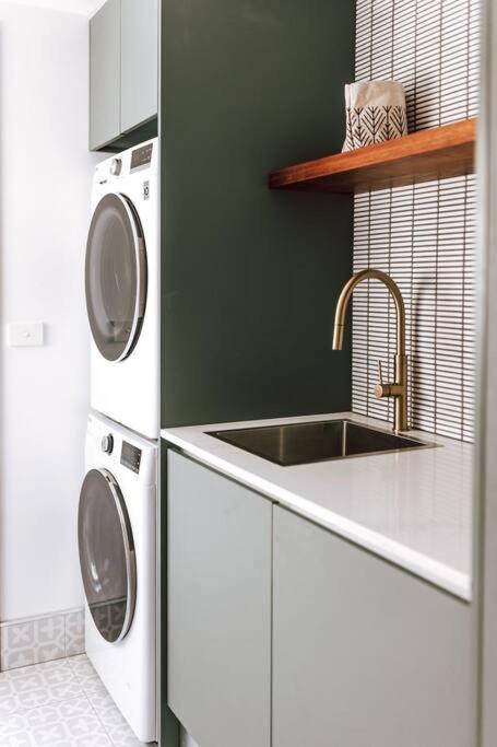 B E R T I E - Central Bicheno - Accommodation Fremantle 3
