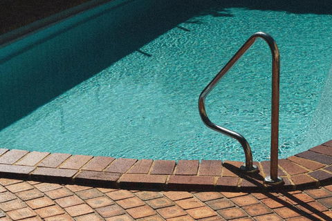 BAY PROPERTIES . Ocean Sounds - Accommodation Fremantle 2